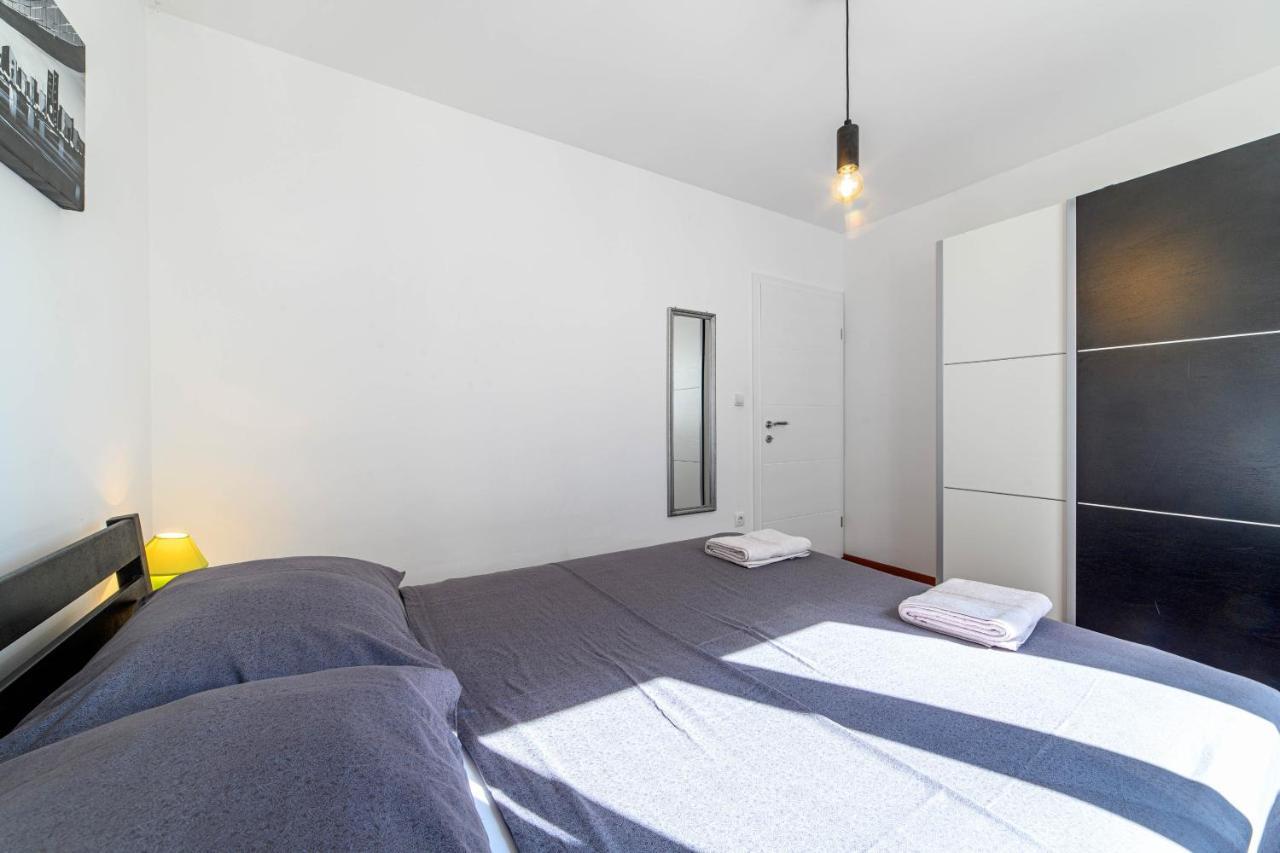 Apartment Seaside Zaboric Exterior photo